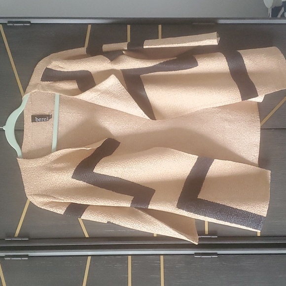 Berek - Picture 1 of 4